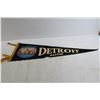 Image 2 : (4) Assorted Pennants - 26 1/2" x 8 1/2"