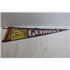 Image 3 : (4) Assorted Pennants - 26 1/4" x 9"