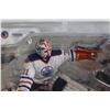 Image 2 : NHL McFarlane's Sports Packs Edmonton Oilers Grant Fuhr Figurine - Sealed