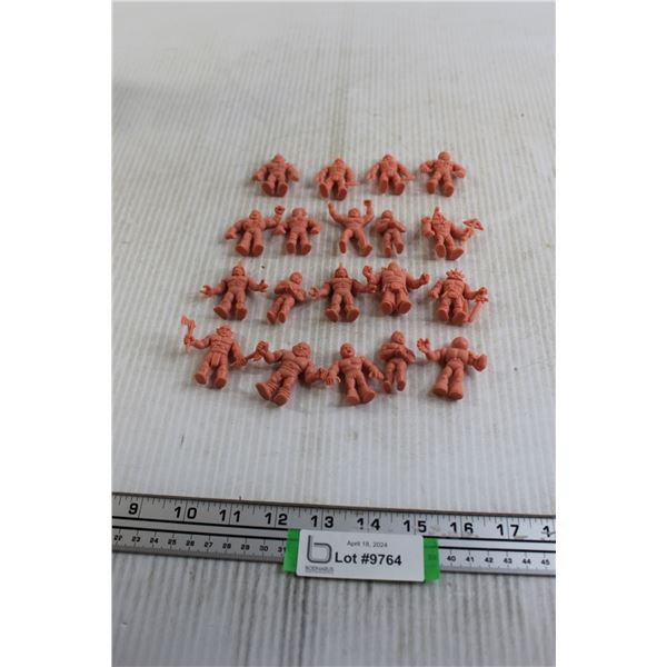 (19) Fighter Figurines