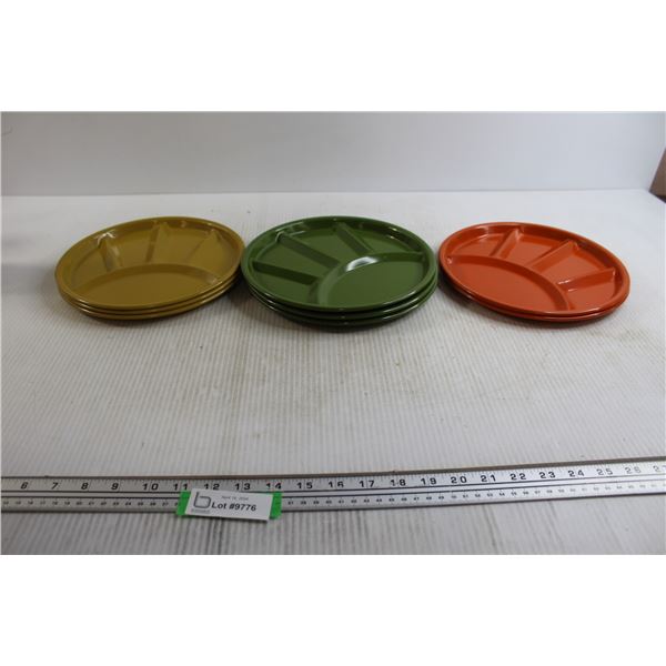 (8) Divided Plates - Paint Chips