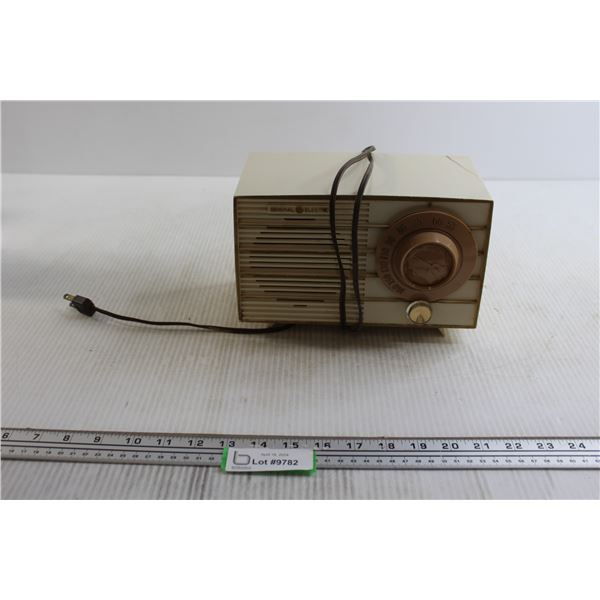 General Electric Radio - Untested