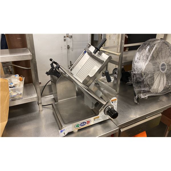 GLOBE COMMERCIAL MEAT SLICER MODEL 3600N