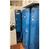 Image 1 : 6 BLUE LOCKERS WITH CONTENTS