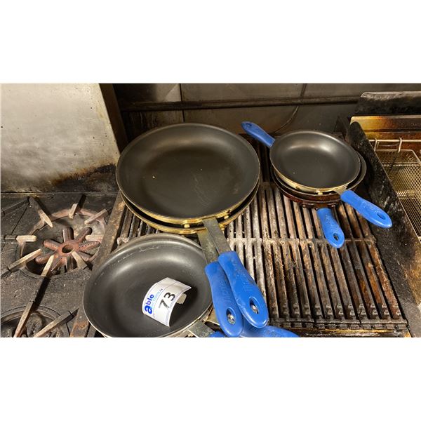 GROUP OF 7 THERMALLOY TEFLON COMMERCIAL FRY PANS