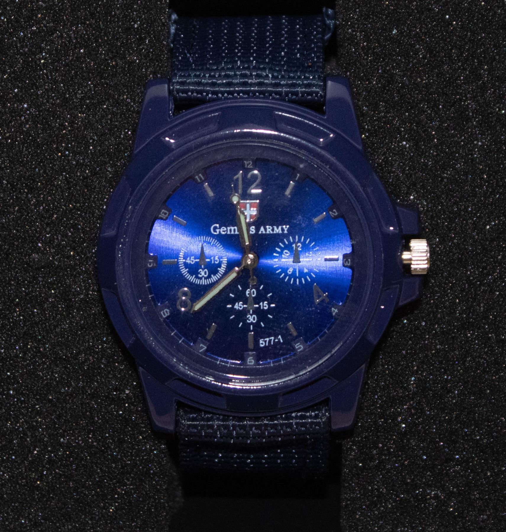Genius Army NEW GENIUS ARMY WATCH BLUE ON BLACK - Kastner Auctions