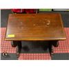 Image 2 : WOODEN SIDE TABLE H-21" W-14.25" L-24.25"