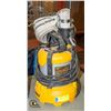Image 1 : DEWALT SUBMERSIBLE UTILITY PUMP 1/3HP 50AMP