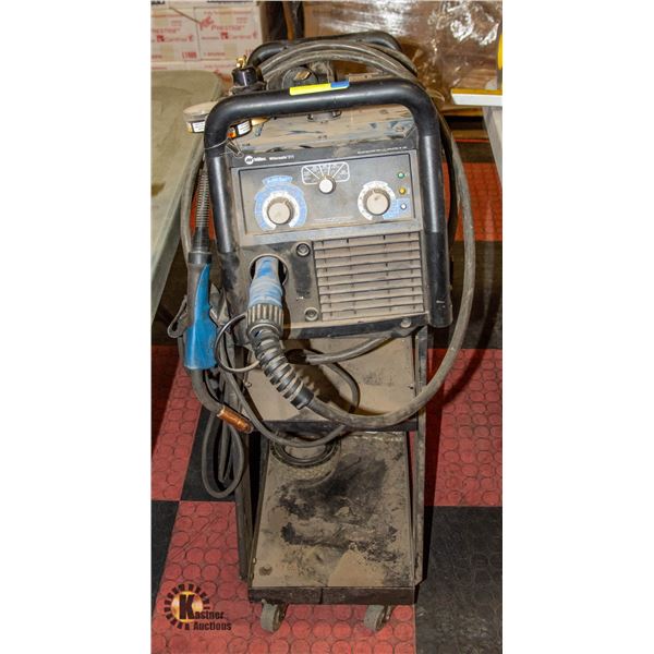 MILLER MAGNUM MILLERMATIC 211 MIG WELDER