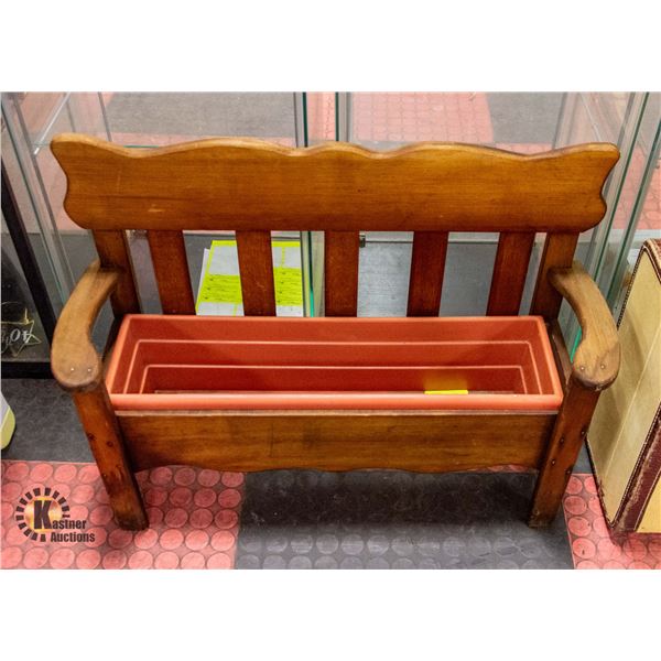MINI CEDAR BENCH PLANTER