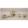 Image 1 : ESTATE MINI VINTAGE CHILDRENS TEA SET CHINA