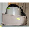 Image 1 : BIN, CAT LITTER BOX & MISC METAL BUCKETS