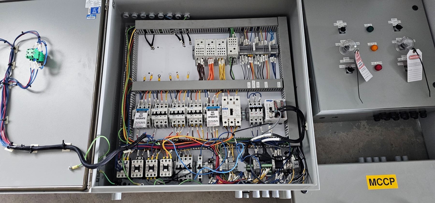 Custom Electrical Distribution Panel Custom Automation Electrical Distribution & Control Panels in Enclosure Box