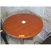 Image 2 : Round Wooden Table 36"dia, 30"H