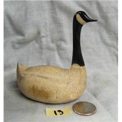 Bone Canada Goose by Aningayou- 3-3/4" tall