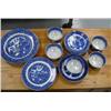 Image 1 : 16 piece China serving set "Willow" Globe Pottery Co. Cobridge Made in England -  5 coffee cups, 3 l