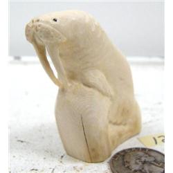 2-1/2" mammoth ivory carved walrus by Iglaak (114)