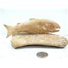 Image 3 : 6-1/2" carved bone salmon- imported (114)