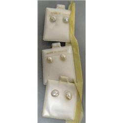 CHOICE on three 3 sets of freshwater pearl earrings (2)