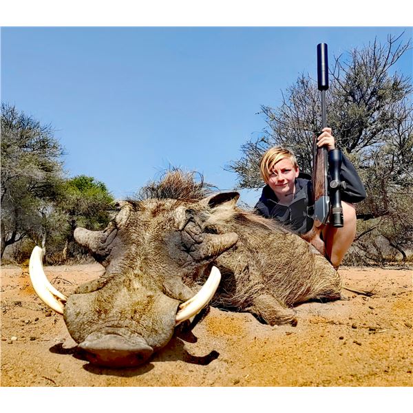 7 Nights, 4 trophy animals+ day excursion @ the World Famous Sun City resort and casino - El Roi Saf