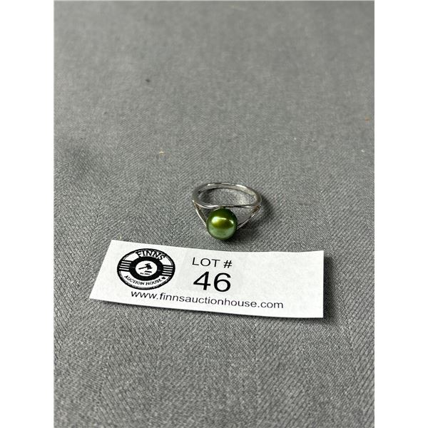 Very Pretty Genuine Green Pearl Sterling Ring