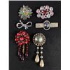 Image 1 : Vintage Rhinestone Brooch Lot