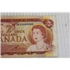 Image 3 : Canadian 1974 $2 Bill