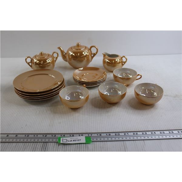 15-Piece Copper Luster Dish Set