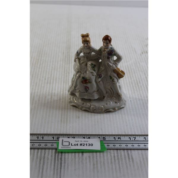 Hand Painted Japan Man and Woman Figurine