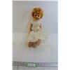 Image 1 : 1950s 28" Bride Doll