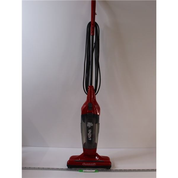 Dirt Devil Portable Vacuum Cleaner - Works