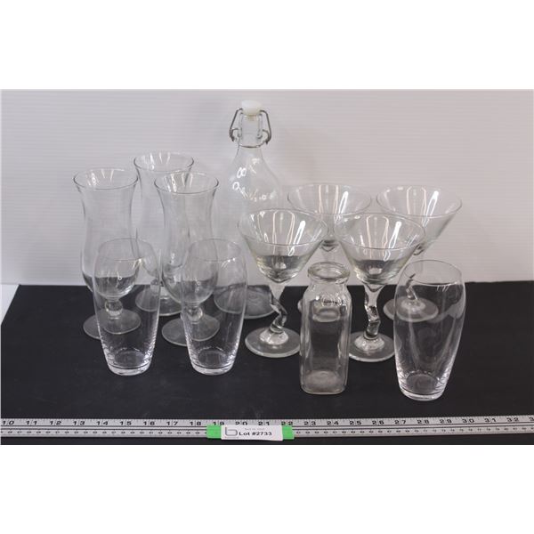 (12) Lot of Glassware: Cocktails Glasses; Wine Glasses; Tumblers; Water Bottle