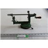 Image 1 : Vintage Apple Peeler