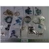 Image 1 : (16) Pieces of Costume Jewelry