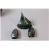 Image 3 : (5) Ataahua New Zealand Paua Shell: Vase; Sailboat; Fish
