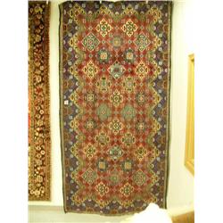 Persian carpet #39570- Hamadan, 9.5' x 4.5'- estimated retail value $2,543 (8888)