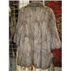 Image 2 : Lady's mink or chinchilla coat - 39" long - Approx. Size small (28)