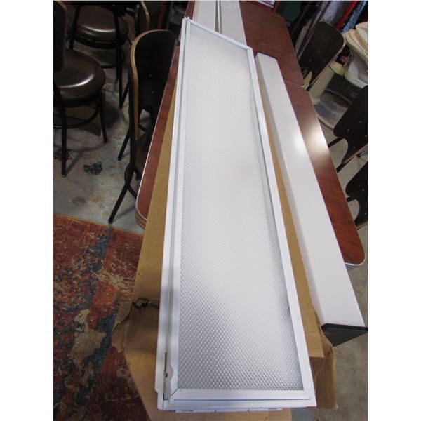 Double Light 4FT x3