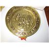 Image 1 : Round Brass Plate - Pub