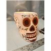 Image 4 : Dia Muertos, skull lamp - by Scentsy & Metal music man pencil holder