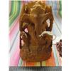 Image 1 : Ganesha and buddist figurines