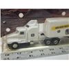 Image 2 : John Deere parts express, model semi truck and trailer - sealed