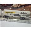 Image 3 : John Deere parts express, model semi truck and trailer - sealed