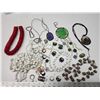 Image 1 : Bag of assorted costume jewelry