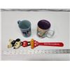 Image 2 : Disneyland cups and vintage back scratcher