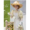 Image 2 : 2 Collectible figurines - Avon figurine & "Lazy Life" nature craft figurine