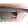 Image 6 : beautiful hutch 52T x 48 L x 18 D