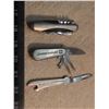 Image 5 : three stainless knives