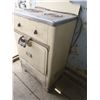Image 3 : vintage electric stove, unknown condition - 22"x14"x38"H