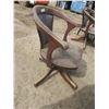 Image 3 : antique oak office chair